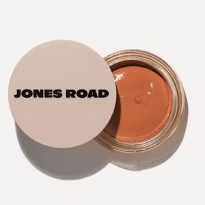 Jones Road Medium Honey What The Foundation
